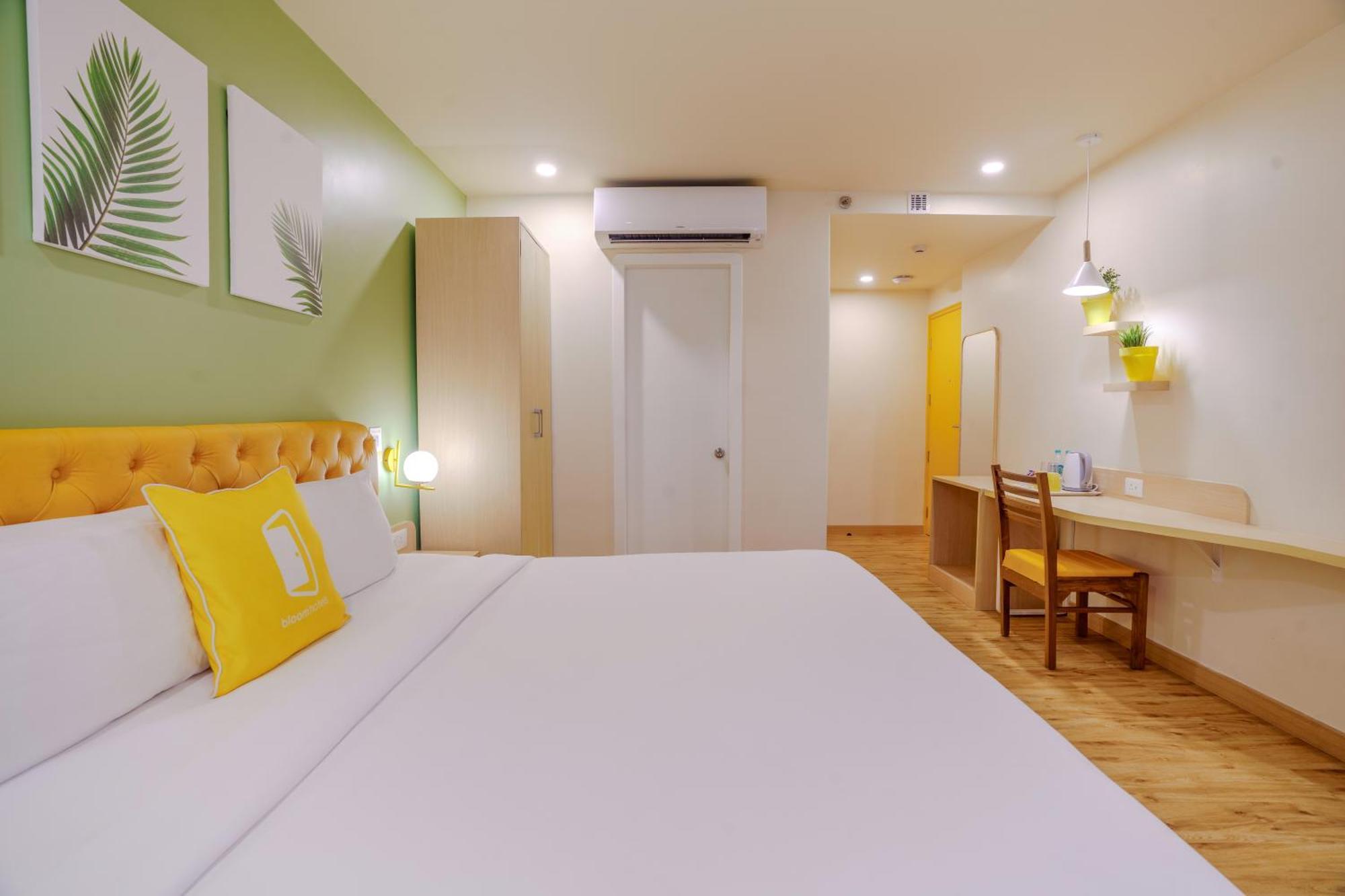 Bloom Hotel - Karol Bagh デリー 部屋 写真