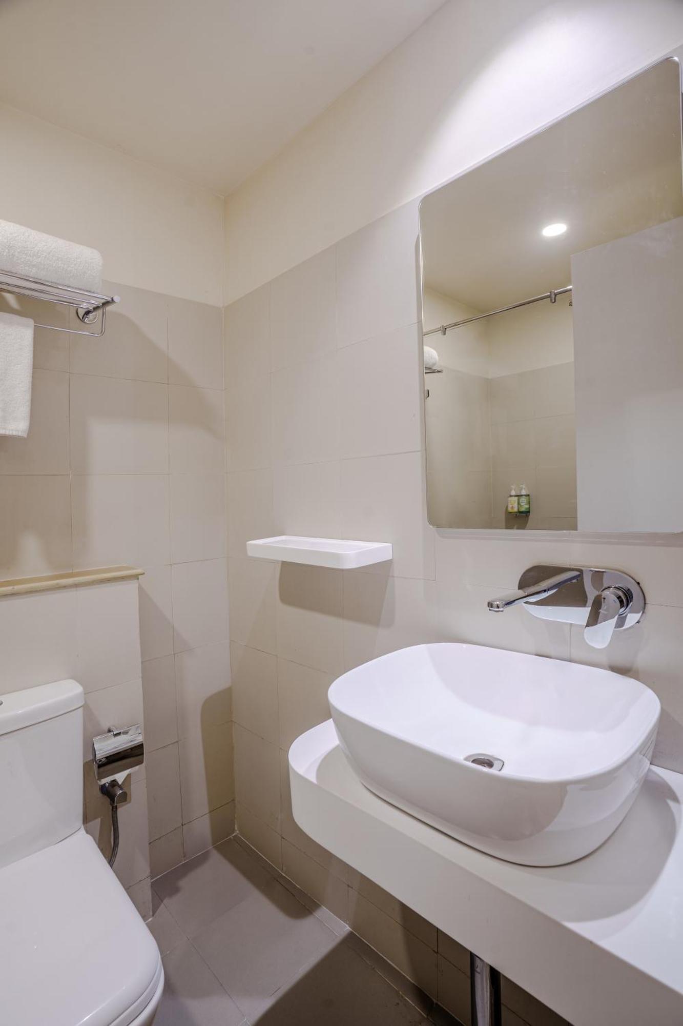 Bloom Hotel - Karol Bagh デリー 部屋 写真