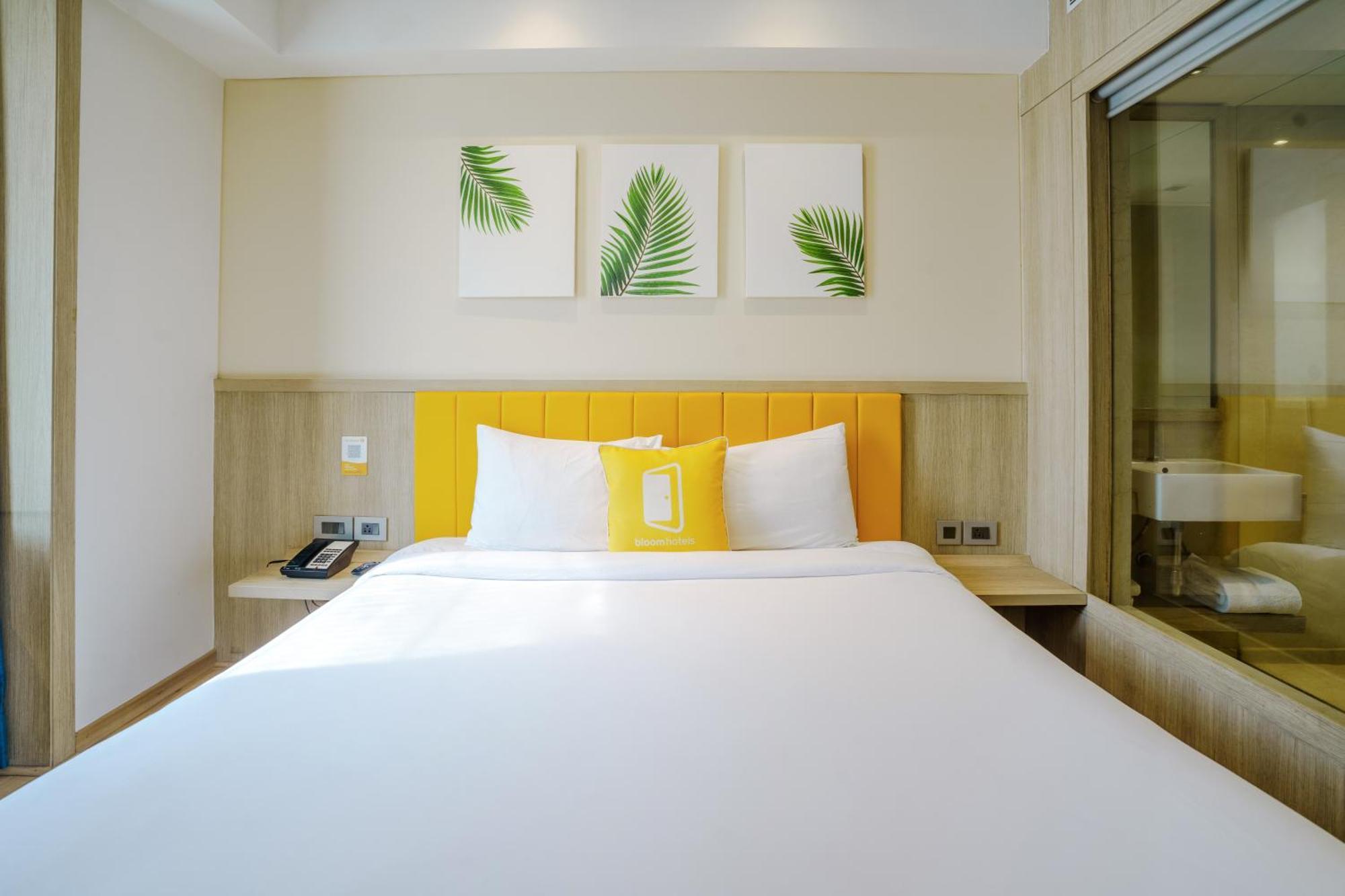 Bloom Hotel - Karol Bagh デリー 部屋 写真